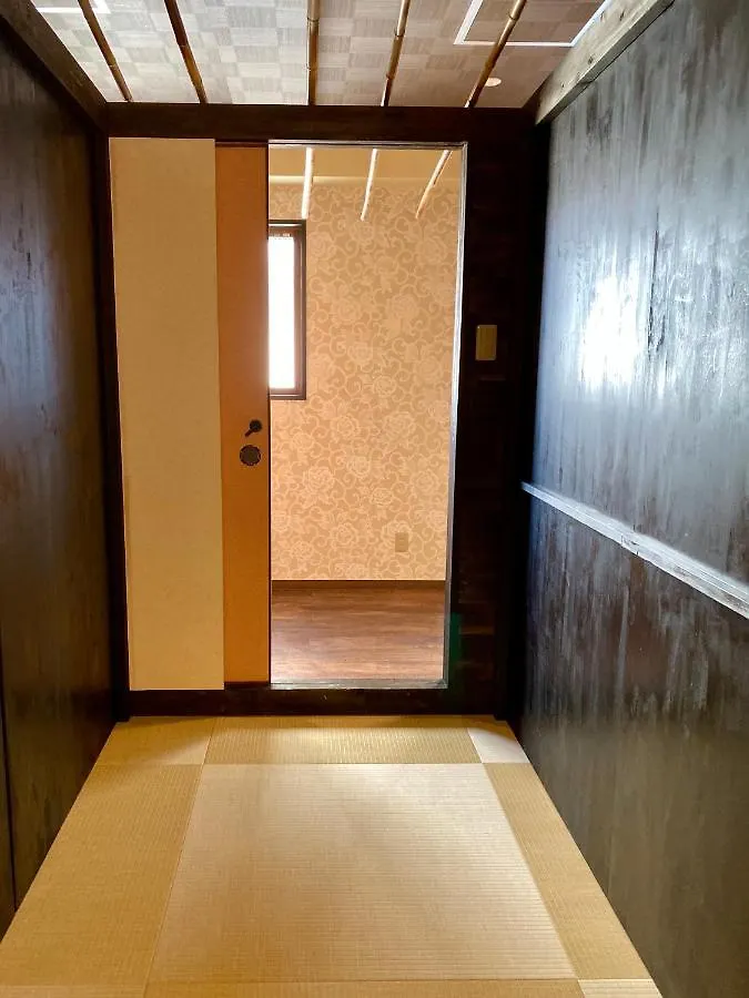 Peace Park Hostel Kawate-Ya